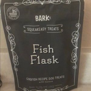 Bark Box Fish Flask Dog Treata